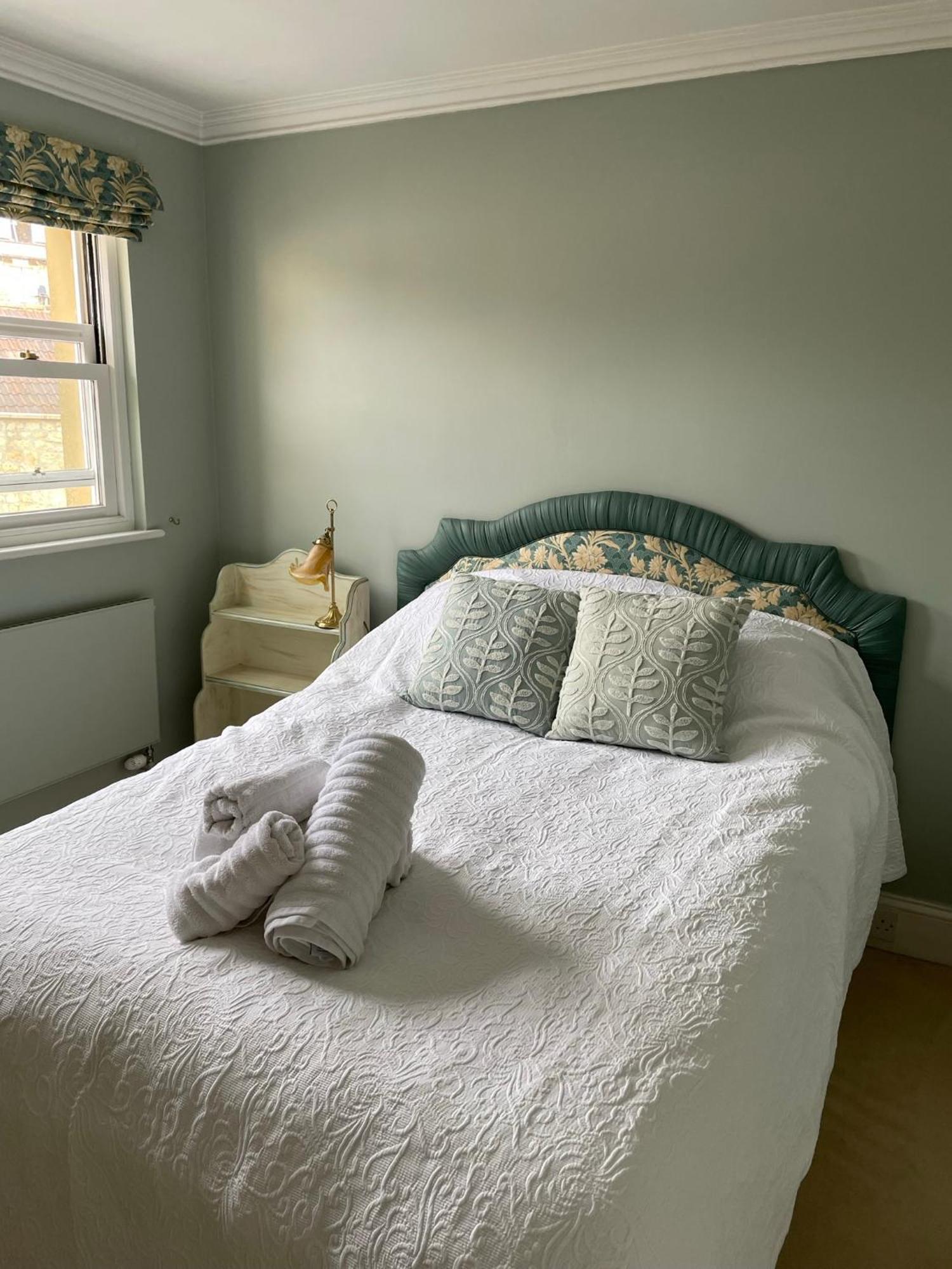 Circus Mews Townhouse:2 Beds:2 En-Suite Baths:Parking:City Centre:Quiet Area Esterno foto
